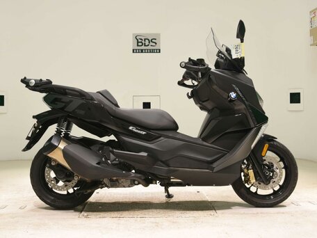 2023 BMW C 400 GT, чёрный, 677000 рублей, вид 2