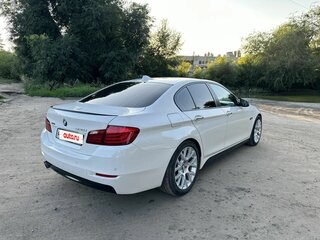 2012 BMW 5 серии 528i xDrive VI (F10/F11/F07), белый, 1800000 рублей, вид 5