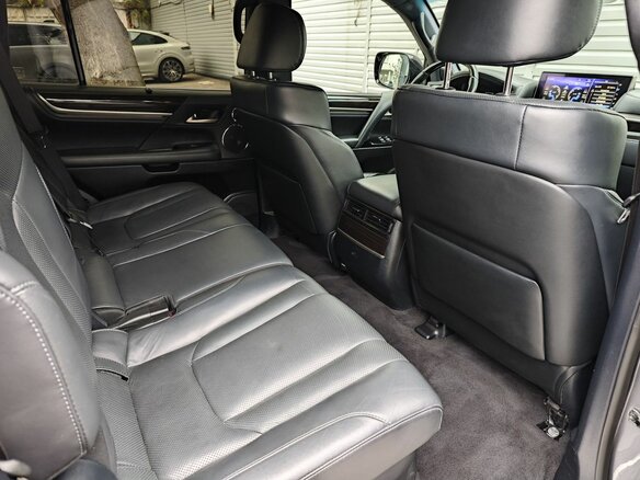 2019 Lexus LX 450d III Рестайлинг 2, серый, 7974000 рублей - вид 21