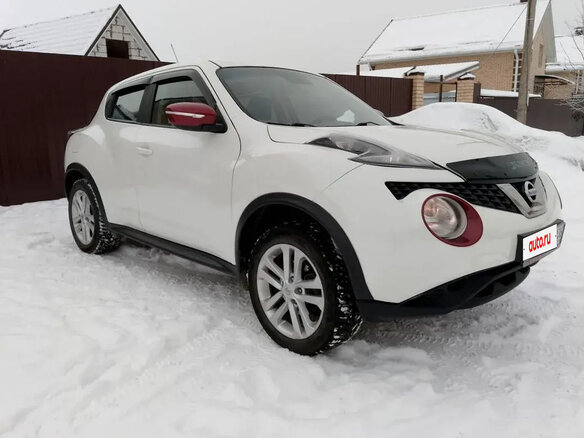 2015 Nissan Juke I Рестайлинг, белый - вид 1