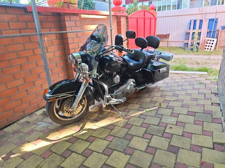 2011 Harley-Davidson Road King, чёрный, 1200000 рублей, вид 3
