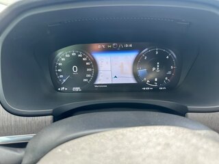 2020 Volvo V90 Cross Country I Рестайлинг, белый, 4200000 рублей, вид 4