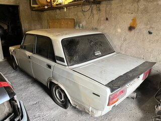 1999 Lada (ВАЗ) 2105, белый, 115000 рублей, вид 1