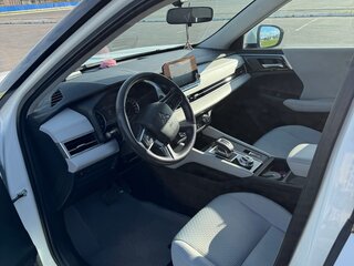 2022 Mitsubishi Outlander IV, белый, 3250000 рублей, вид 5
