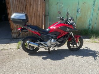 2013 Honda NC 700X, красный, 600000 рублей, вид 3