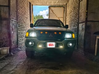 2001 Mitsubishi Montero Sport I, серый, 800000 рублей, вид 1