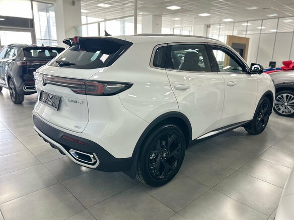 2026 Changan UNI-S I Рестайлинг, белый, 3249900 рублей - вид 2