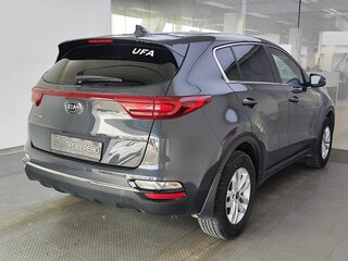 2020 Kia Sportage IV Рестайлинг, серый, 2340000 рублей, вид 5