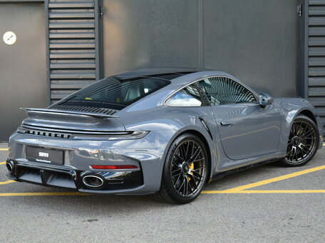 2026 Porsche 911 Turbo S VIII (992) Рестайлинг, серый, 39990000 рублей, вид 4