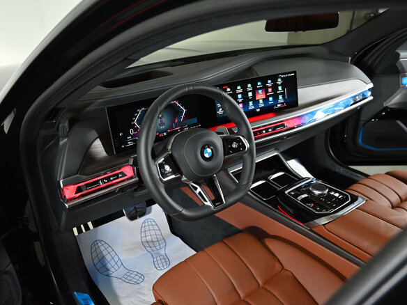 2022 BMW 7 серии 740d xDrive VII (G70), чёрный, 19000000 рублей - вид 22