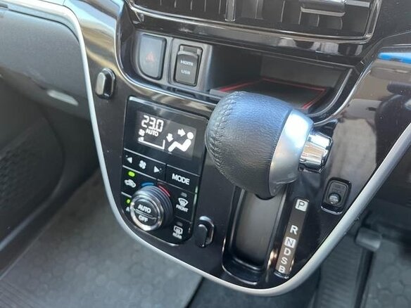 2018 Daihatsu Move VI Рестайлинг, белый - вид 14