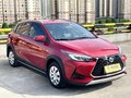 2022 Toyota Yaris IV, фиолетовый - вид 2