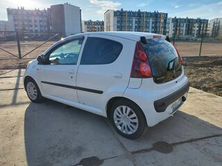 2012 Peugeot 107 I Рестайлинг 2, белый, 528632 рублей, вид 3