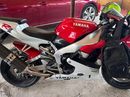 2000 Yamaha YZF-R1, красный, 390000 рублей, вид 1