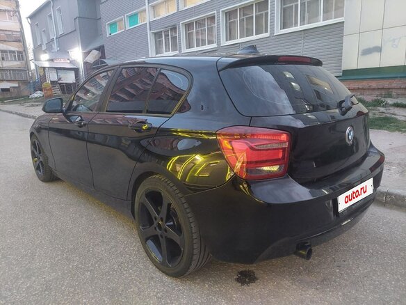 2012 BMW 1 серии 118i II (F20/F21), чёрный, 1040000 рублей - вид 5