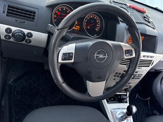 2007 Opel Astra H, чёрный, 405000 рублей, вид 4