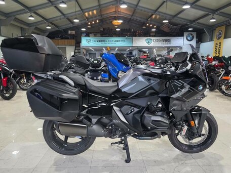 2025 BMW R 1300 RT, чёрный, 2600000 рублей, вид 1