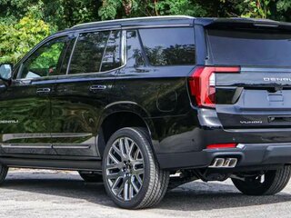 2026 GMC Yukon V Рестайлинг, чёрный, 17820302 рублей, вид 3