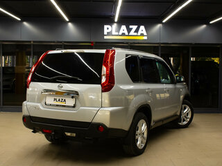 2011 Nissan X-Trail II Рестайлинг, серебристый, 1350000 рублей, вид 4