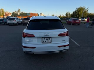 2021 Audi Q5 45 TFSI II (FY) Рестайлинг, белый, 3390000 рублей, вид 5