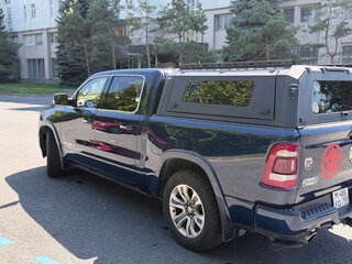 2020 Ram 1500 Crew Cab V, синий, 7200000 рублей, вид 5