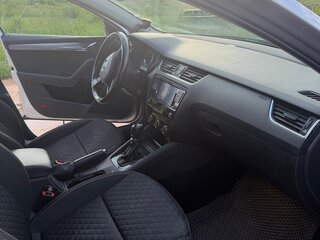 2017 Skoda Octavia III (A7), серебристый, 1285000 рублей, вид 5