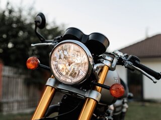 2020 Triumph Thruxton, чёрный, 1150000 рублей, вид 4