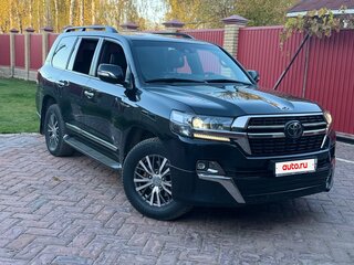 2020 Toyota Land Cruiser 200 Series Рестайлинг 2, чёрный, 7200000 рублей, вид 5