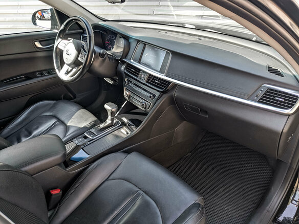 2019 Kia Optima IV Рестайлинг, чёрный, 1800000 рублей - вид 12