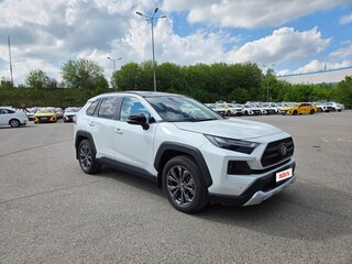 2025 Toyota RAV4 V (XA50), белый, 4700000 рублей, вид 1
