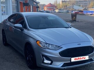 2020 Ford Fusion (North America) II Рестайлинг, серебристый, 1780000 рублей, вид 2