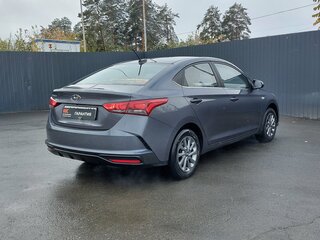 2021 Hyundai Solaris II Рестайлинг, серый, 1749000 рублей, вид 5