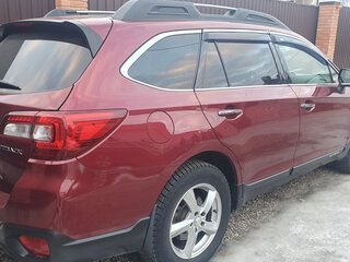 2017 Subaru Outback V, красный, 3000900 рублей, вид 4
