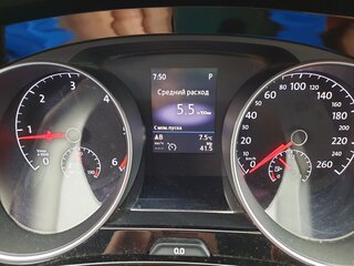 2019 Volkswagen Touran DSG7 II, синий, 2149000 рублей, вид 5