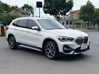 2023 BMW X1 Long 20Li sDrive II (F48) Рестайлинг, белый, 2112025 рублей, вид 3