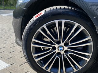 2019 BMW 5 серии 520d VII (G30/G31/G38), чёрный, 3900000 рублей, вид 3