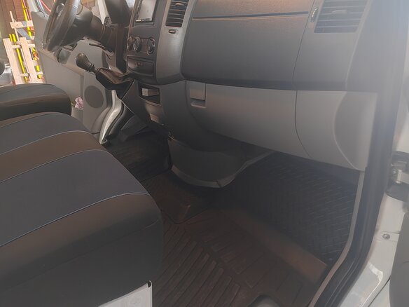 2015 Mercedes-Benz Sprinter, белый, 4800000 рублей - вид 2