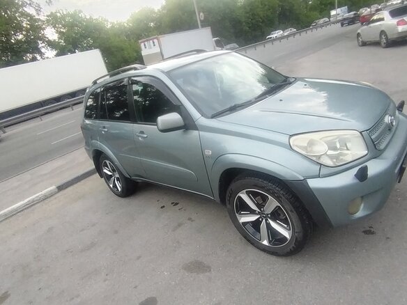 2005 Toyota RAV4 II (XA20) Рестайлинг, зелёный, 898000 рублей - вид 2