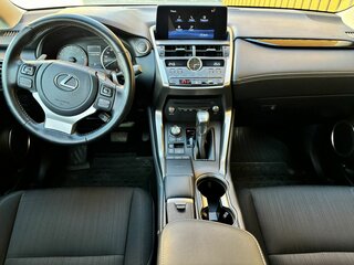 2021 Lexus NX 200 I Рестайлинг, белый, 3860000 рублей, вид 5