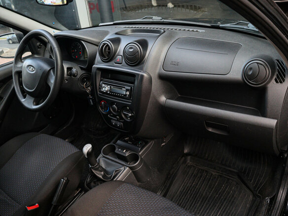 2013 Lada (ВАЗ) Granta I, чёрный, 410000 рублей - вид 6