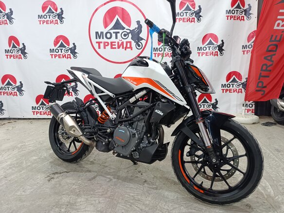 2022 KTM 390 Duke, белый, 480000 рублей