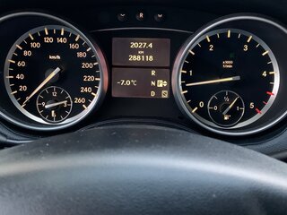 2011 Mercedes-Benz GL-Класс 350 I (X164) Рестайлинг, чёрный, 1800000 рублей, вид 5