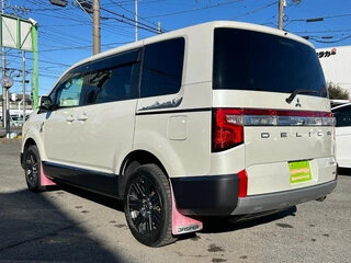 2022 Mitsubishi Delica D:5 I Рестайлинг, белый, 2570000 рублей, вид 5