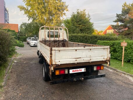 1992 Mazda Titan, белый, 750000 рублей, вид 4