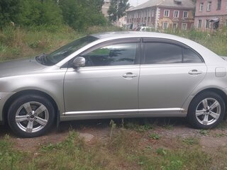 2008 Toyota Avensis II Рестайлинг, серебристый, 820000 рублей, вид 3