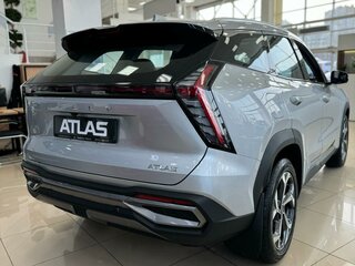 2026 Geely Atlas II, серебристый, 3449990 рублей, вид 5