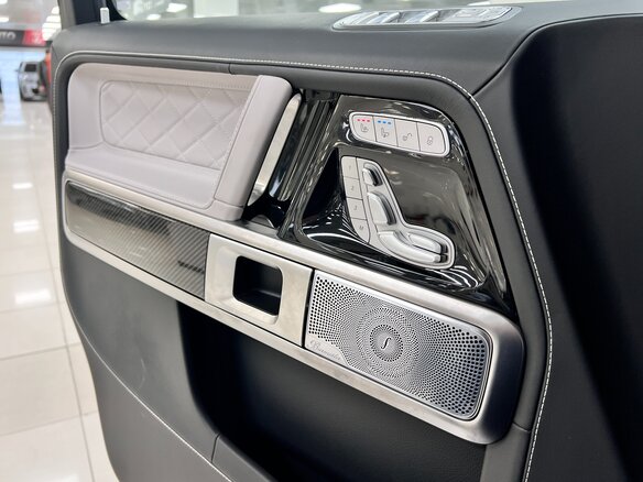 2026 Mercedes-Benz G-Класс 450 d III (W465) Рестайлинг, зелёный, 26499000 рублей - вид 14