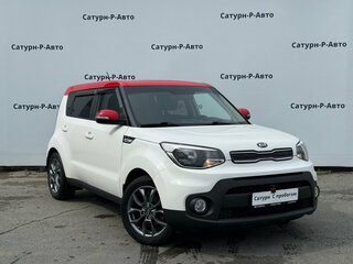 2018 Kia Soul II Рестайлинг, белый, 1550000 рублей, вид 3