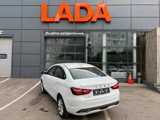 2026 Lada (ВАЗ) Vesta I Рестайлинг (NG), серебристый, 1805000 рублей, вид 4