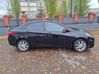 2014 Hyundai Solaris I, чёрный, 580000 рублей, вид 4